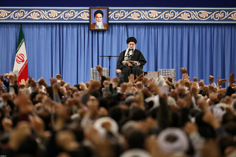 تصویری رپورٹ|رہبر معظم انقلاب اسلامی سے عوام کے مختلف طبقات کے ہزاروں افراد کی ملاقات