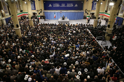 تصویری رپورٹ|رہبر معظم انقلاب اسلامی سے عوام کے مختلف طبقات کے ہزاروں افراد کی ملاقات