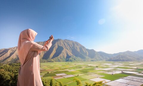 وبسایتی که سفرهای گردشگری حلال برای مسافران مسلمان ارائه می دهد