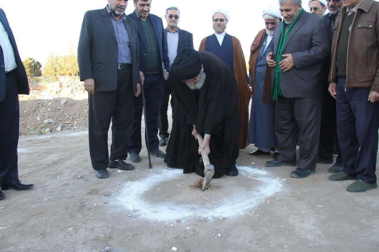 کلنگ کتابخانه، مرکز اسناد و موزه حرم محمد هلال بن علی(ع) به زمین زده شد 