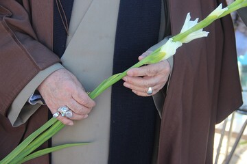 مردم لرستان با شهدا تجدید میثاق می کنند