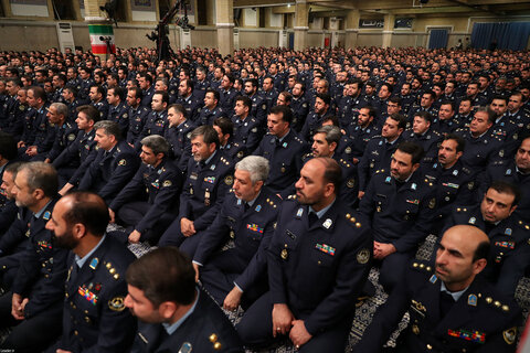 دیدار فرماندهان و کارکنان نیروی هوایی ارتش با رهبر انقلاب