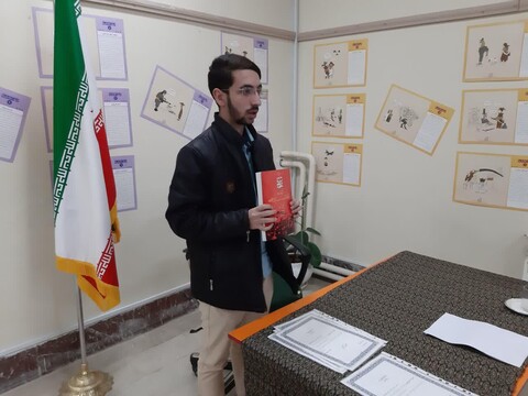نشست تخصصی کتابخوان با موضوع انقلاب اسلامی