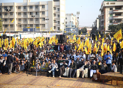 تصویری رپورٹ|کراچی میں شہید قاسم سلیمانی و رفقاء کے چہلم کا مرکزی اجتماع