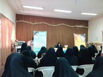 تربیت نیروی انقلابی رسالت حوزه‌های علمیه است