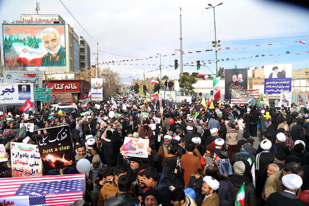 تصاویر/ راهپیمایی ۲۲ بهمن در قم-۲