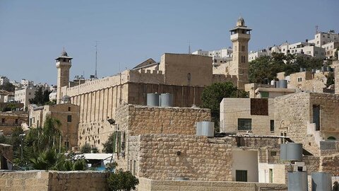 صهیونیست ها بار دیگر به مسجد ابراهیمی بی حرمتی کردند