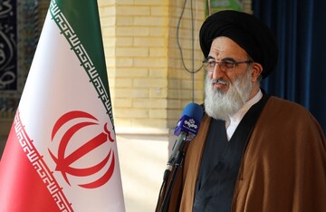 حضور پرشور مردم در انتخابات خاری در چشم دشمن است