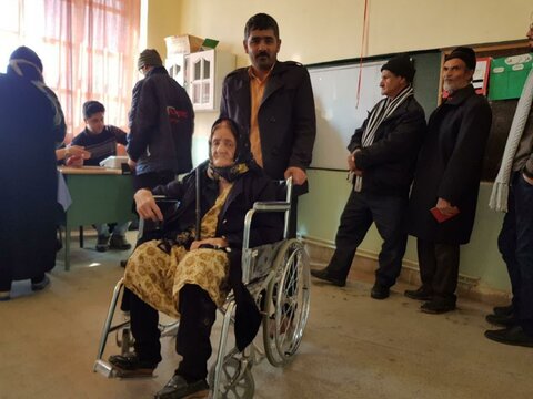 تصاویر/ شکوه حضور مردم کردستان در انتخابات مجلس یازدهم