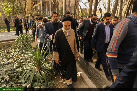 تصاویر مراسم تشییع شهید مدافع حرم در اصفهان