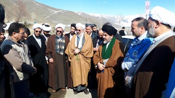 بازدید نماینده ولی فقیه در آذربایجان‌غربی از مناطق زلزله زده