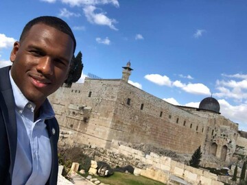 خشم مسلمانان آمریکا از سفر نماینده مسلمان به فلسطین اشغالی و همراهی با اسرائیل