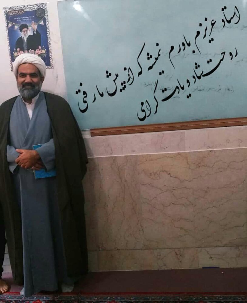 پیکر حجت الاسلام امین پور در آران و بیدگل تشییع شد