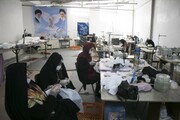 تصویری رپورٹ| کرونا وائرس سے بچاؤ کے لئے ایران میں عوام کی جانب سے فری ماسک تقسیم