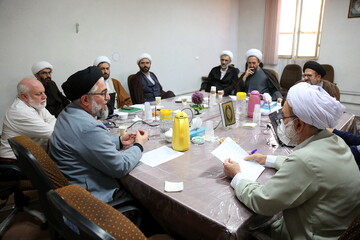 تصاویر/ سیزدهمین نشست شورای سیاستگذاری مرکز راهبری اقتصاد مقاومتی حوزه های علمیه