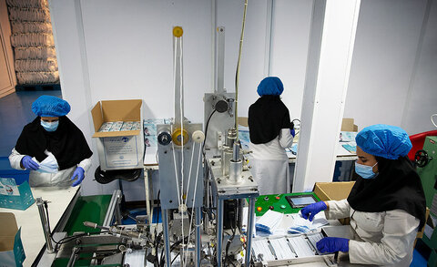 کارگاه تولید ماسک در حوزه علمیه بهبهان