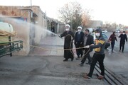 طلاب جهادی معابر شهر اقبالیه را ضدعفونی کردند+ عکس