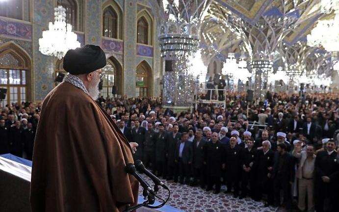 L'Ayatollah Khamenei a annulé son discours du Nouvel An pour empêcher la propagation du coronavirus