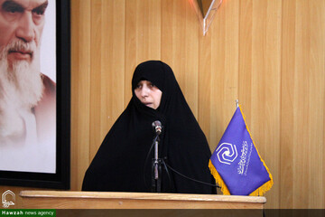 تقدیر مدیر حوزه علمیه خواهران همدان از پدر شهیدان حجازی