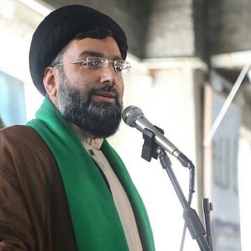  قدردانی امام جمعه آبیک از دست اندرکاران مبارزه با کرونا 