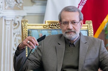لاریجانی: توافق هسته‌ای را مفید می‌دانم/ نباید اشتیاق بی‌دلیل برای مذاکره داشت