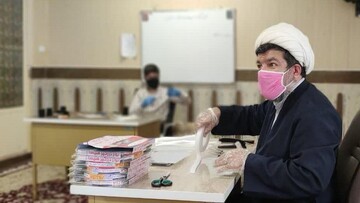 راه‌اندازی کارگاه شیلد محافظ در حوزه علمیه بهبهان