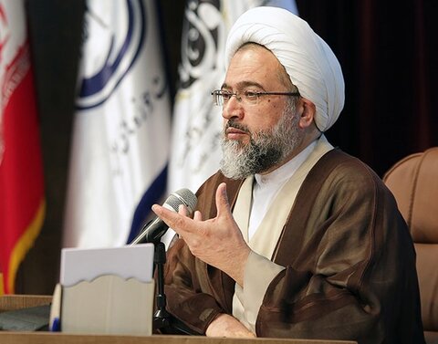 L’ayatollah Alidoust