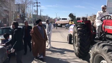 اقدمات جهادی امام جمعه رزن/ از ضدعفونی شهر تا توزیع سبد غذایی بین نیازمندان