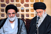 بالصور/ الفقيد آية الله السيد جعفر كريمي برفقة قائد الثورة الإسلامية