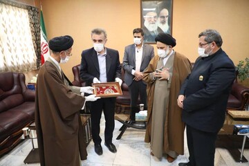 توزیع ۴۱۰۰ پرس غذا توسط آستان قدس رضوی در مراکز درمانی