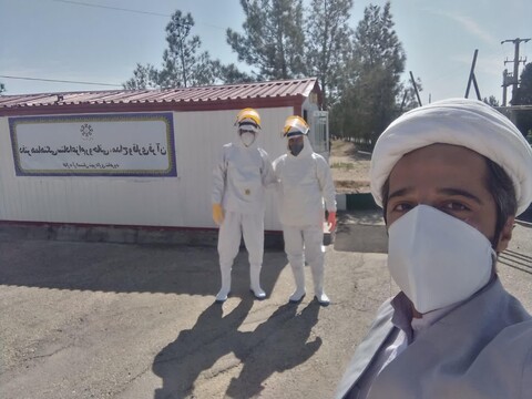 تصاویر شما/ خدمت رسانی طلاب جهادی در مبارزه با ویروس کرونا