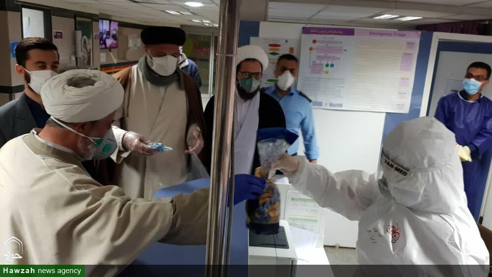 بازدید امام جمعه میانه از مرکز بستری بیماران کرونایی