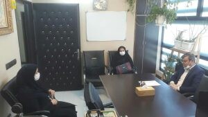 پاسخگویی تلفنی روانشناسان و مشاوران داوطلب در قم