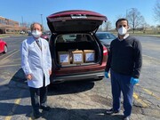 اعضای مسجد دیربورن آمریکا ۵۰۰ ماسک بهداشتی به بیمارستان اهدا کردند