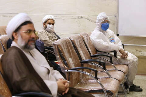 گردهمایی  و تجلیل از روحانیون روانشناس جهادی حاضر در بیمارستانها و آرامستان‌های قم 