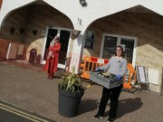 Volunteers with Banbury Mosque deliver more than 700 isolation packs to vulnerable in community