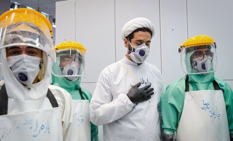 تہران میں کرونا وائرس سے نمٹنے کے لئے ایک ہزار سے زائد علماء مصروف عمل ہیں