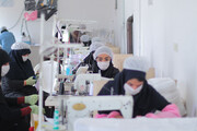 تصاویر/ تولید ماسک توسط گروه جهادی سردار سلیمانی در بیرجند