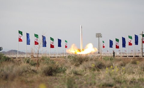 پرتاب موفقیت امیز ماهواره نظامی