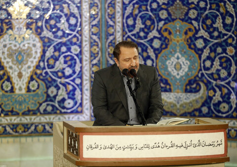 تصویری رپورٹ|رہبر معظم انقلاب اسلامی کی موجودگی میں براہ راست محفل انس با قرآن منعقد