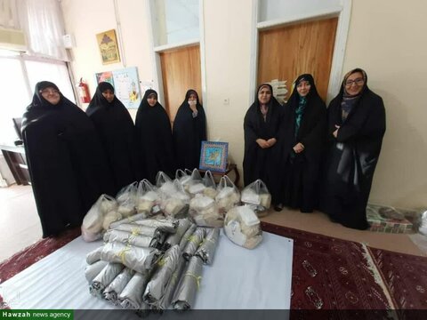 Your pictures/ Volunteer services of female students in Islamic seminary of Minoodasht