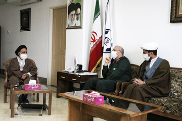 سپاه و بسیج در عرصه‌های مختلف خدمت به مردم سربلند بوده‌اند