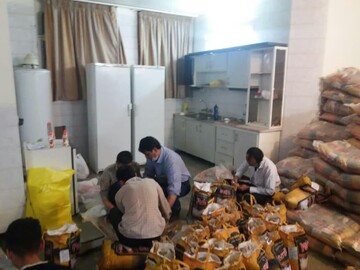 توزیع ۲ هزار بسته معیشتی به همت خیرین در منطقه نیروگاه