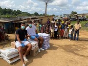 اهدای کمک‌های مردمی توسط خیریه شیعیان در ماداگاسکار+تصاویر