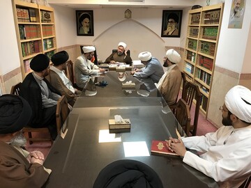 فضای مجازی فرصتی مناسب برای نشر معارف دینی است