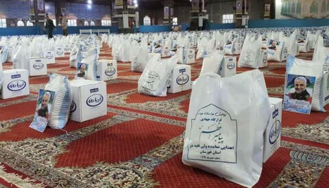 اهدای ۵ هزار بسته معیشتی به نیازمندان خوزستانی - کراپ‌شده