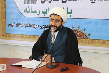 مردم سالاری در ایران برگرفته از چارچوب های دینی است