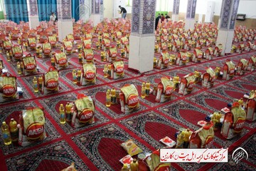 توزیع ۲۷۲ بسته معیشتی و بهداشتی بین نیازمندان شهر کارزین