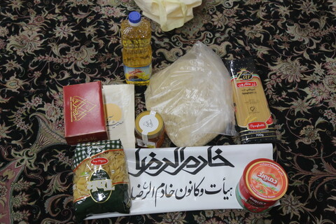 تصاویر/ بسته‌بندی اقلام غذایی اهدایی هیئت خادم الرضا (ع) به نیازمندان