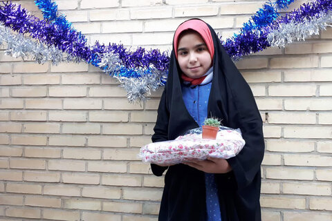 تصاویر/جشن تکلیف خانه به خانه به همت مدرسه کریم اهل بیت در مهریز